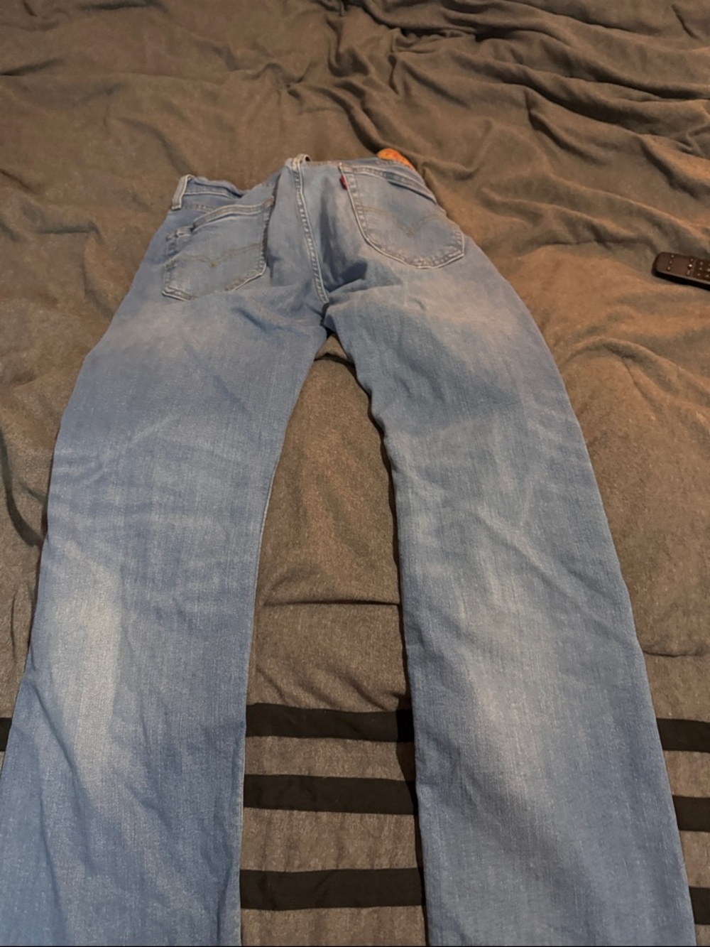 Levi's Light Blue Relaxed Men’s Jeans - Picture 3 of 4